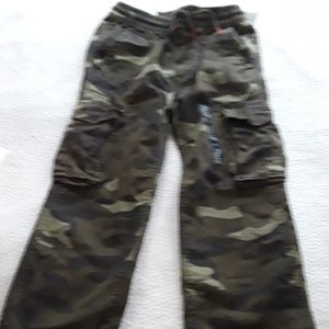 Gap camo pants